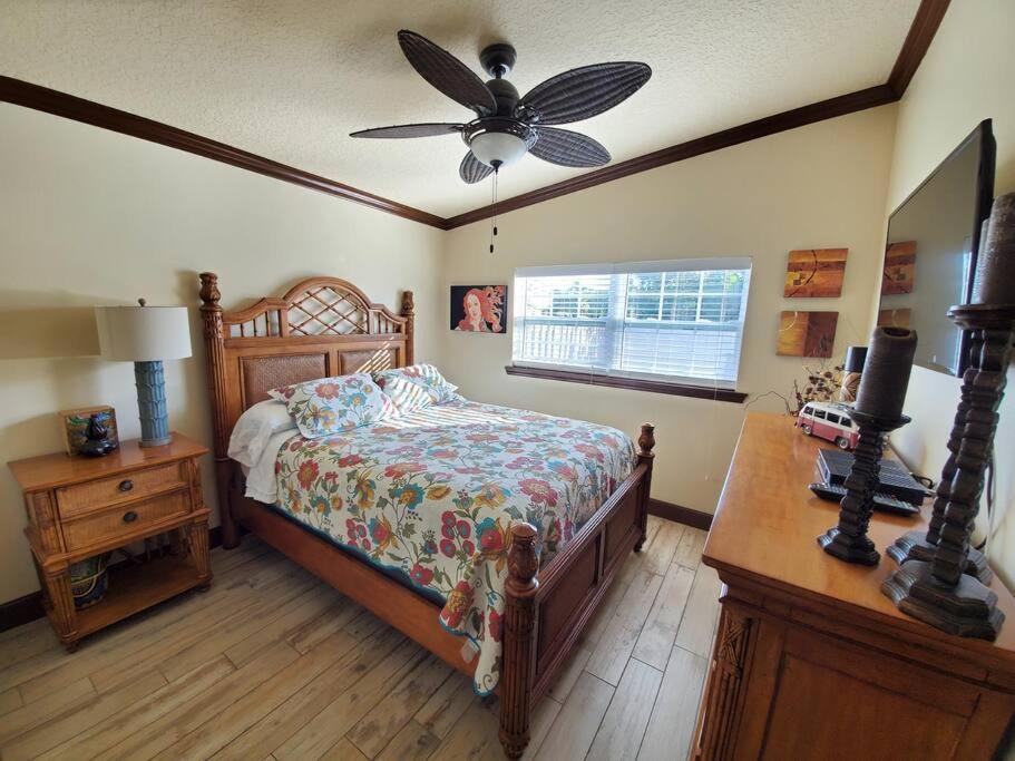 Hawaiian Cottage - Heated Pool Walk To The Beach Cocoa Beach Exterior photo